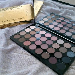 Revolution Beyond Flawless Eyeshadow Pallet-Elb3258-B9t4 8312 1a00