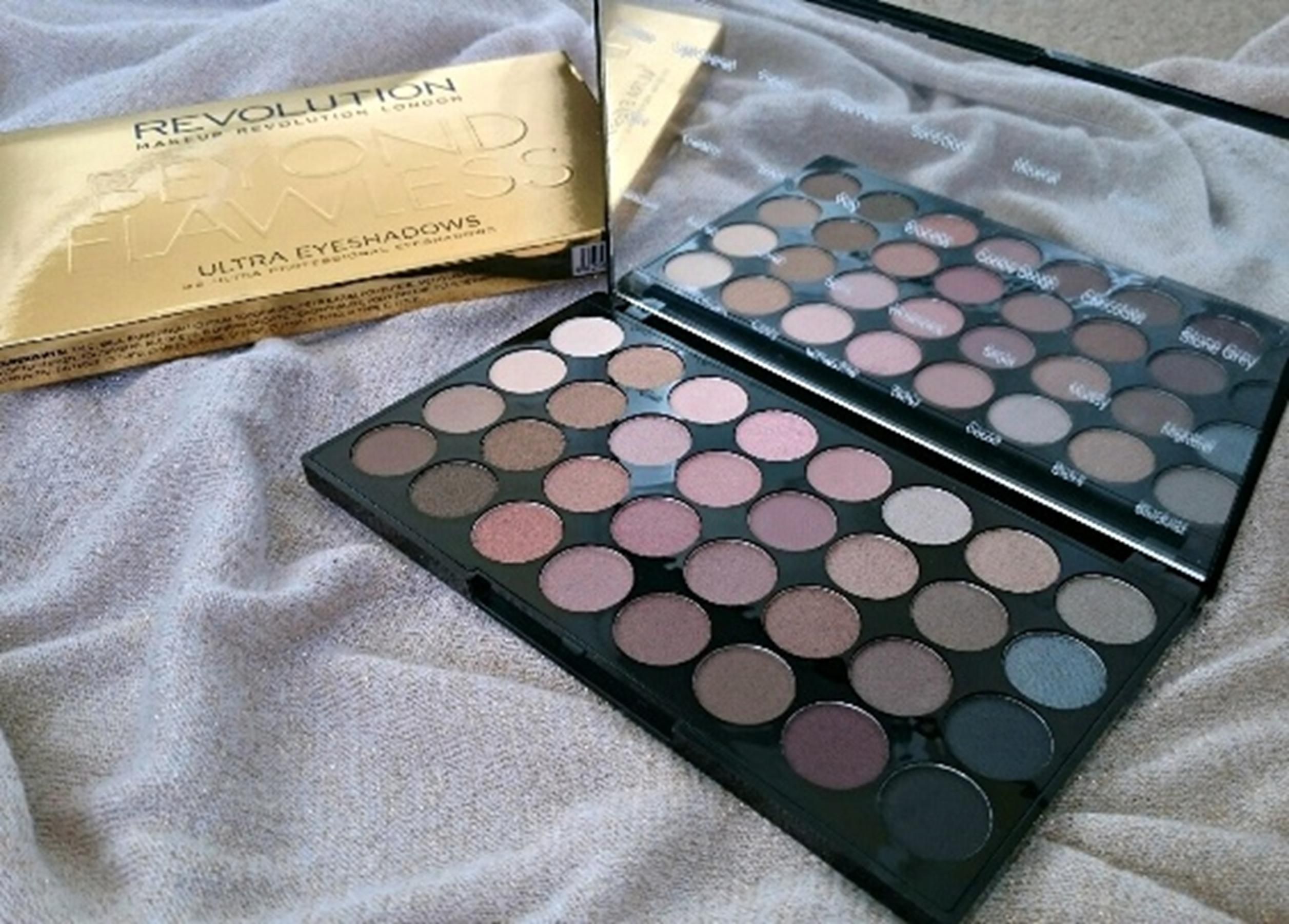 Revolution Beyond Flawless Eyeshadow Pallet-Elb3258-B9t4 8312 1a00