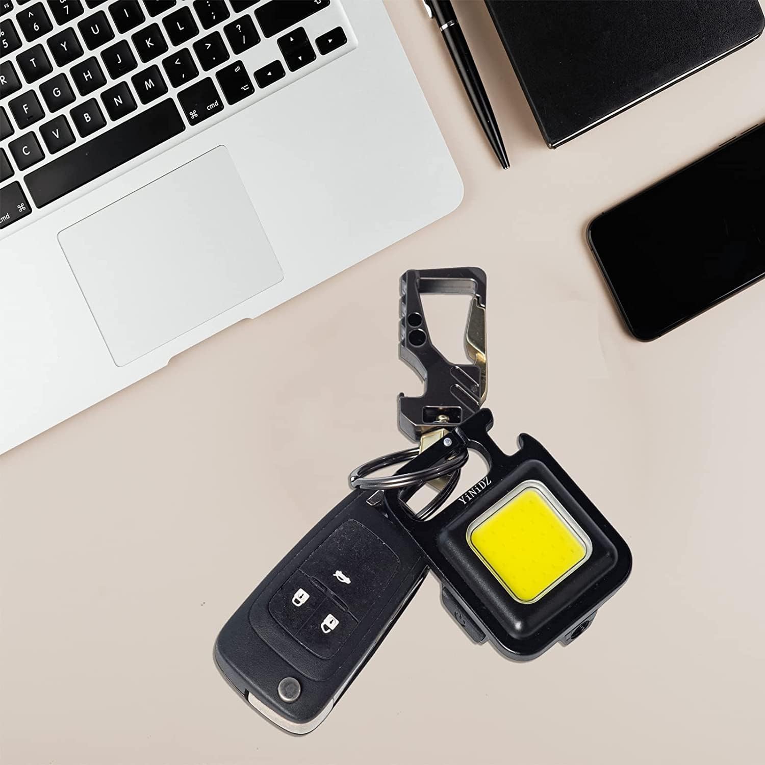 Multi-functional Outdoor Keychain Light with 800Lm COB and 3 Lighting Modes - Image 7